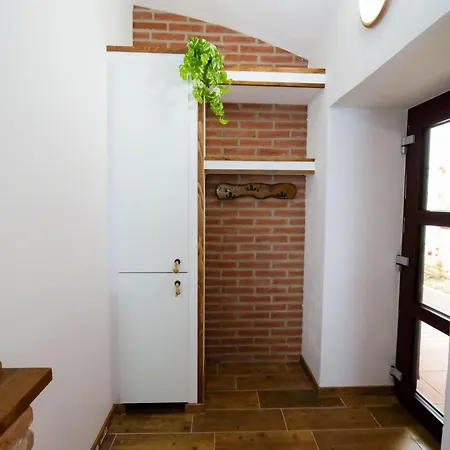 Apartmany 13 Prizemi 1 Sec Exterior photo